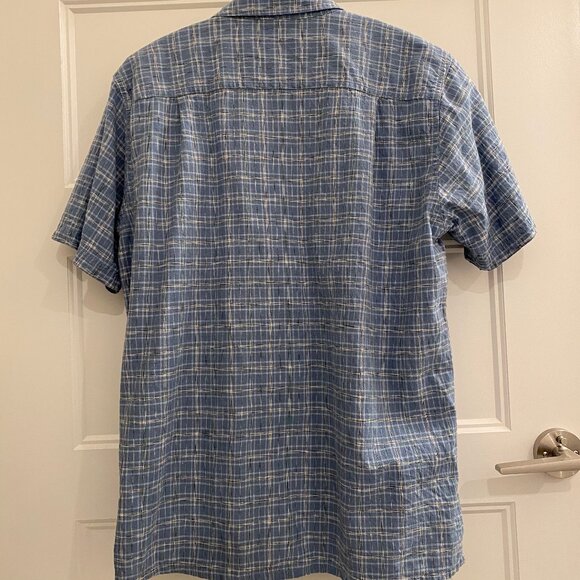 Patagonia Short Sleeve Button Down Shirt - Picture 6 of 6